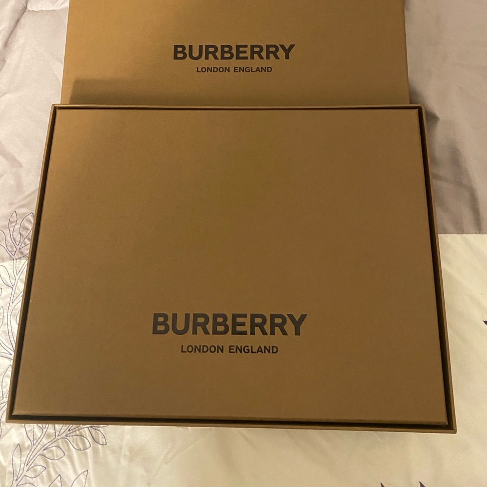 Burberry Nesting Box Set of 2 Brand New
